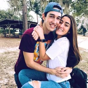 Meet your Posher, Nikki